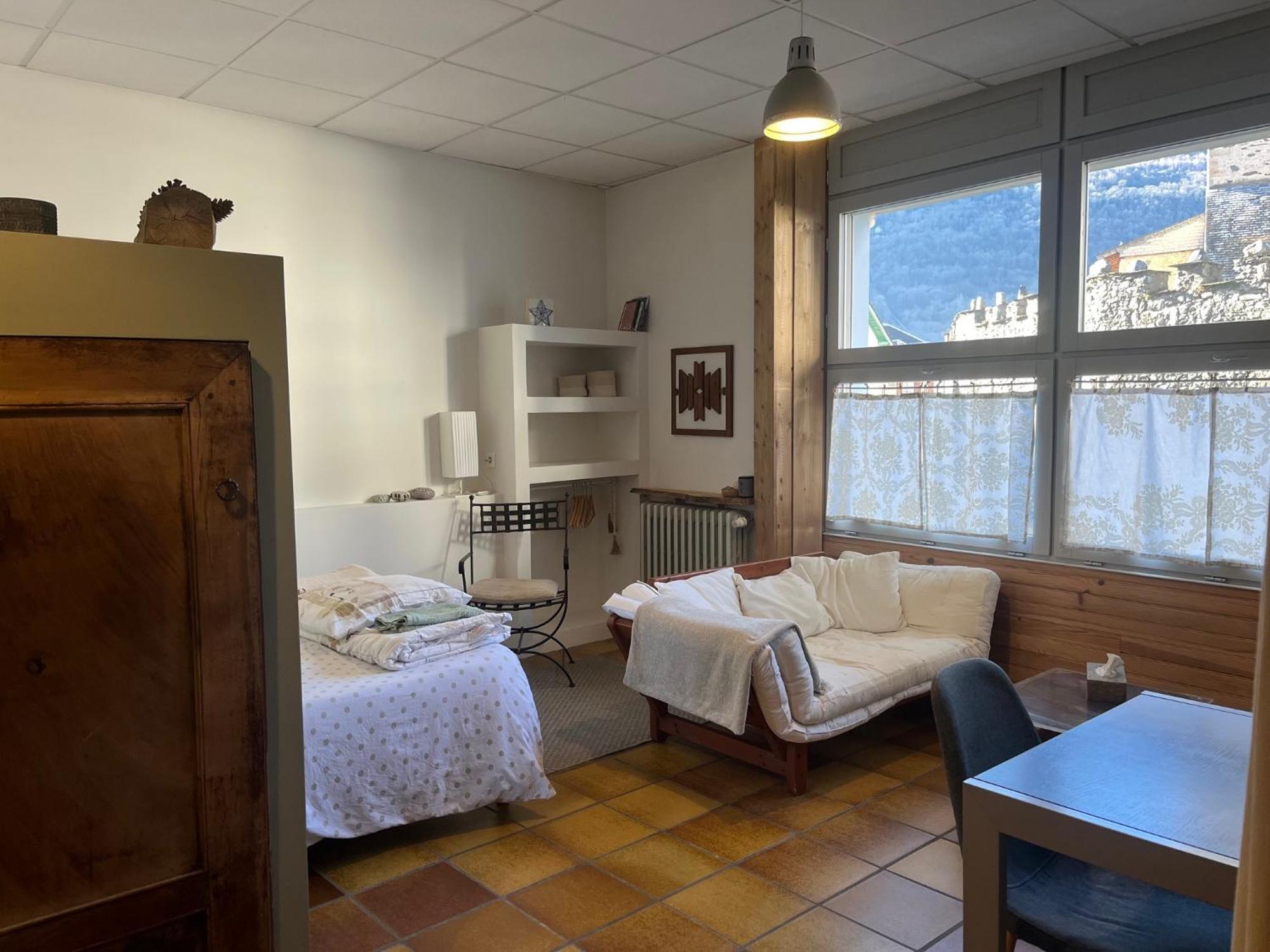 Les Remparts Apartment Luz-Saint-Sauveur Room photo